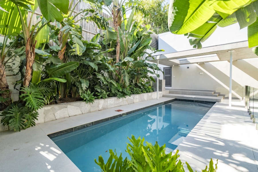 4 Bedroom Property for Sale in Fresnaye Western Cape